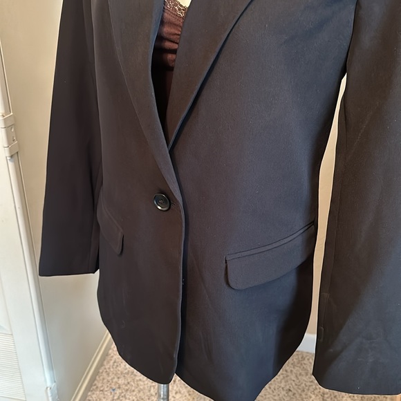 Vince Camuto black blazer size medium - Picture 2 of 5